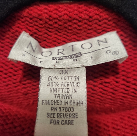 Vintage 90s Y2K Norton Studio Women's Red Snowflake Sweater Rolled Collar - Picture 5 of 5
